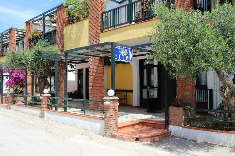 Elia Apartments