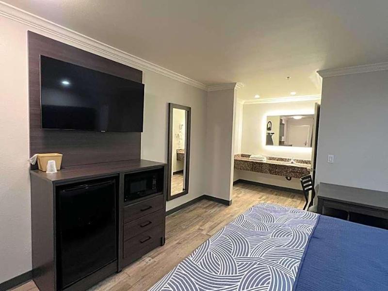 Cloud 9 Inn Lax image