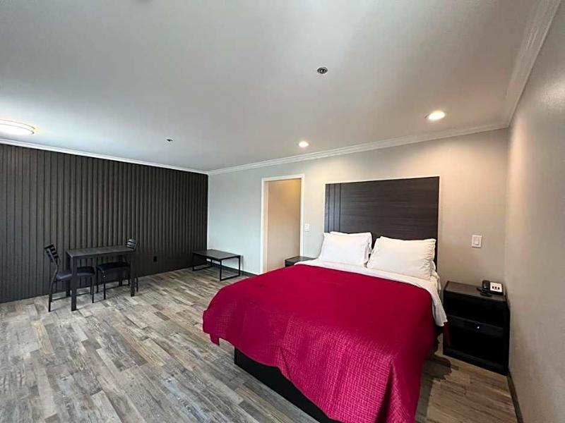 Cloud 9 Inn Lax image