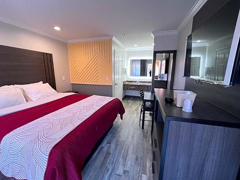 Cloud 9 Inn Lax image