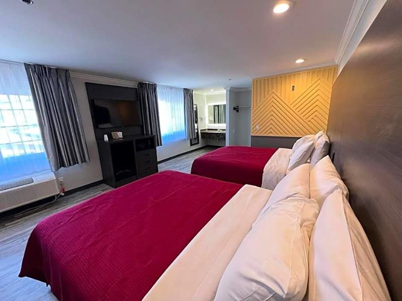 Cloud 9 Inn Lax image