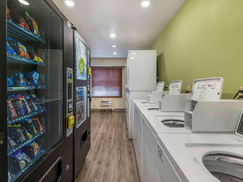 Woodspring Suites Wichita North image