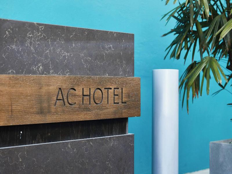 Ac Hotel By Marriott Beverly Hills image
