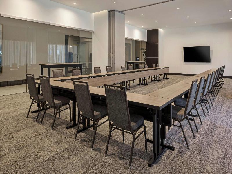 Ac Hotel By Marriott Beverly Hills image