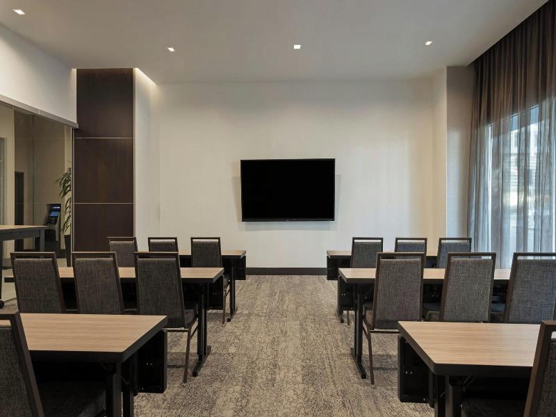 Ac Hotel By Marriott Beverly Hills image