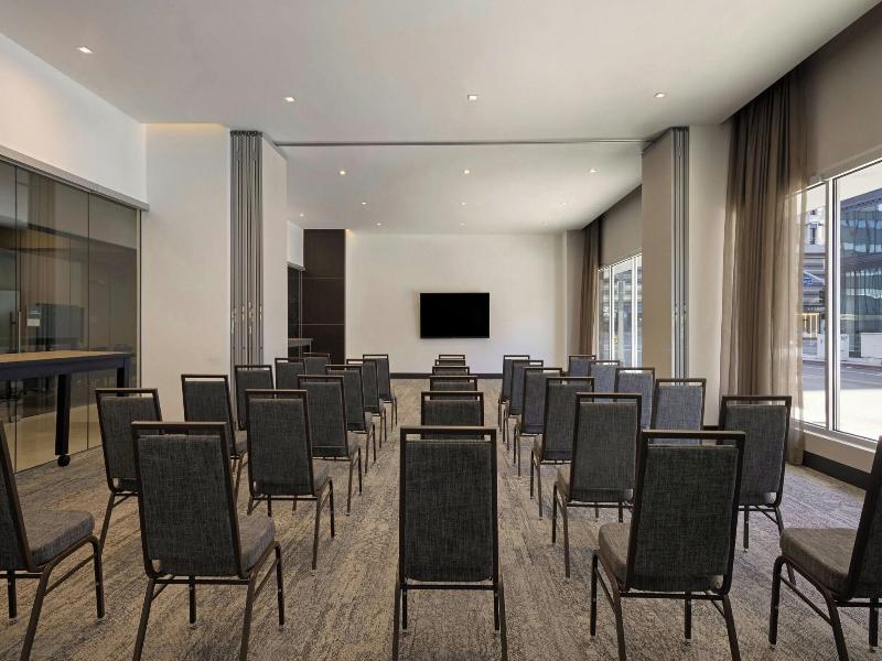 Ac Hotel By Marriott Beverly Hills image
