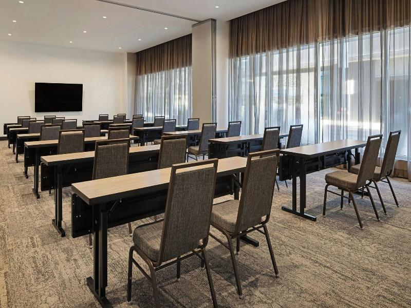 Ac Hotel By Marriott Beverly Hills image