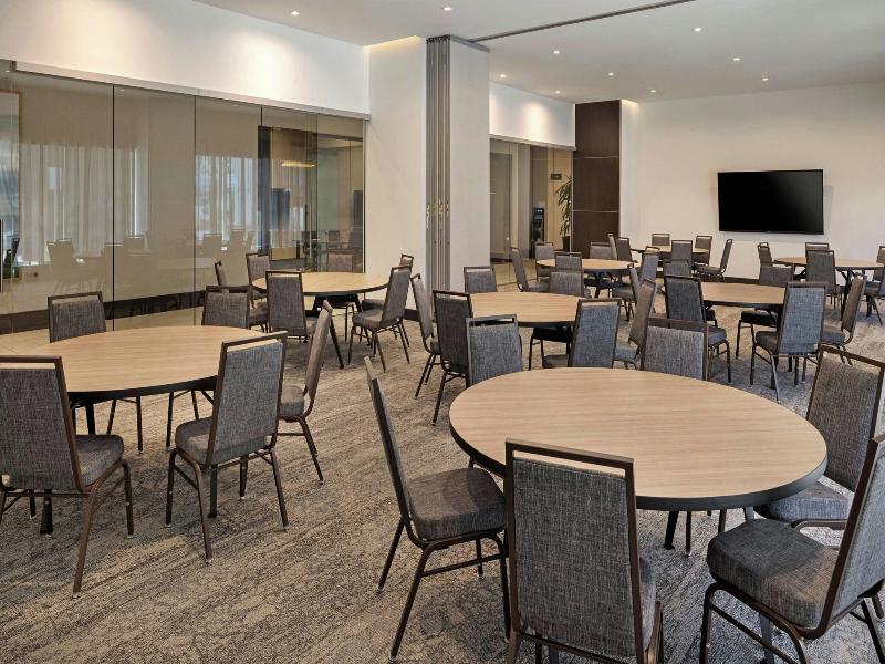 Ac Hotel By Marriott Beverly Hills image