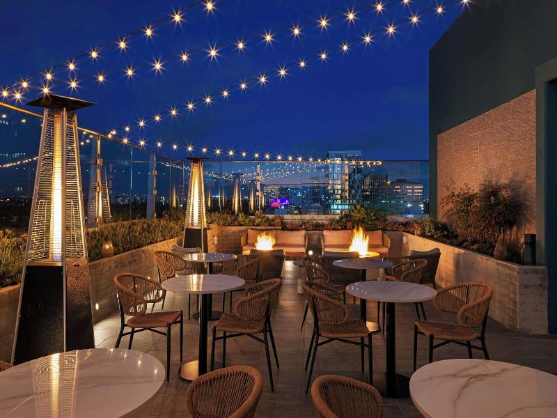 Ac Hotel By Marriott Beverly Hills image