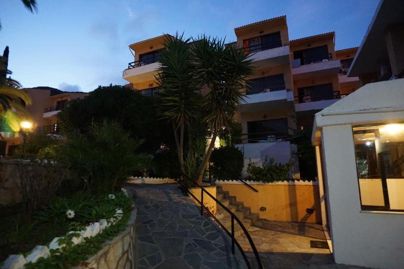 Le Mirage Hotel image