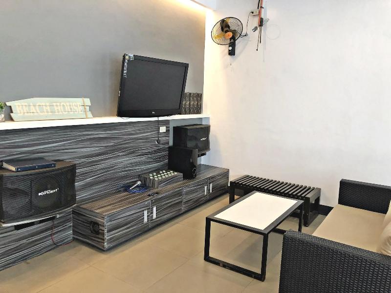 Anton's Loft Designer Resort Pansol image