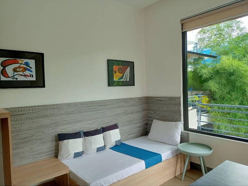 Anton's Loft Designer Resort Pansol image
