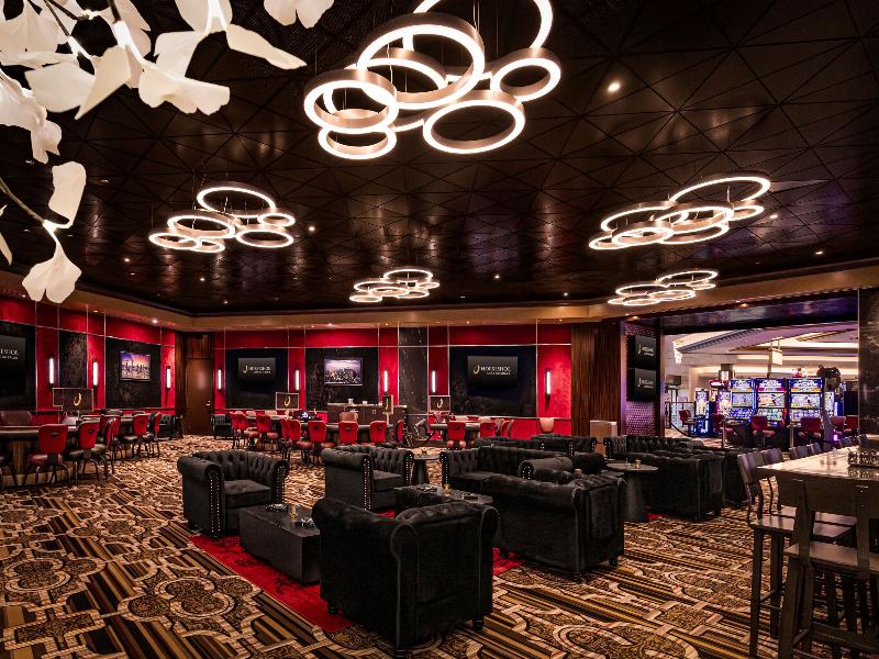 Horseshoe Lake Charles Hotel and Casino image