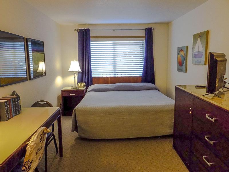 Chautauqua Lodge image