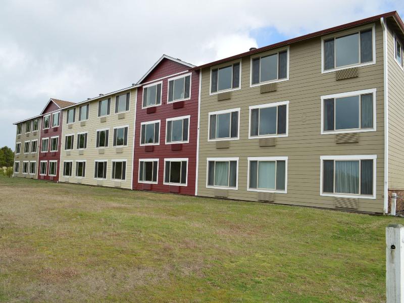 Oceanview Inn At The Arch image