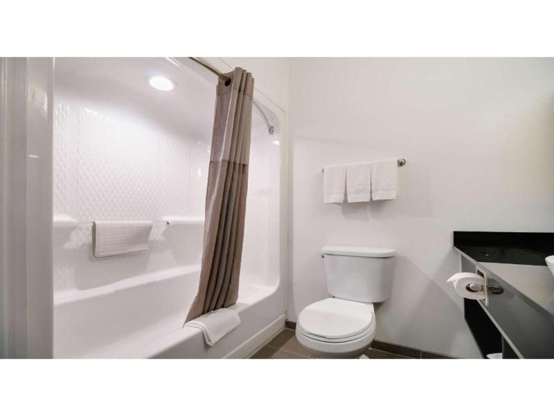 Room Accessible-Queen Size Bed