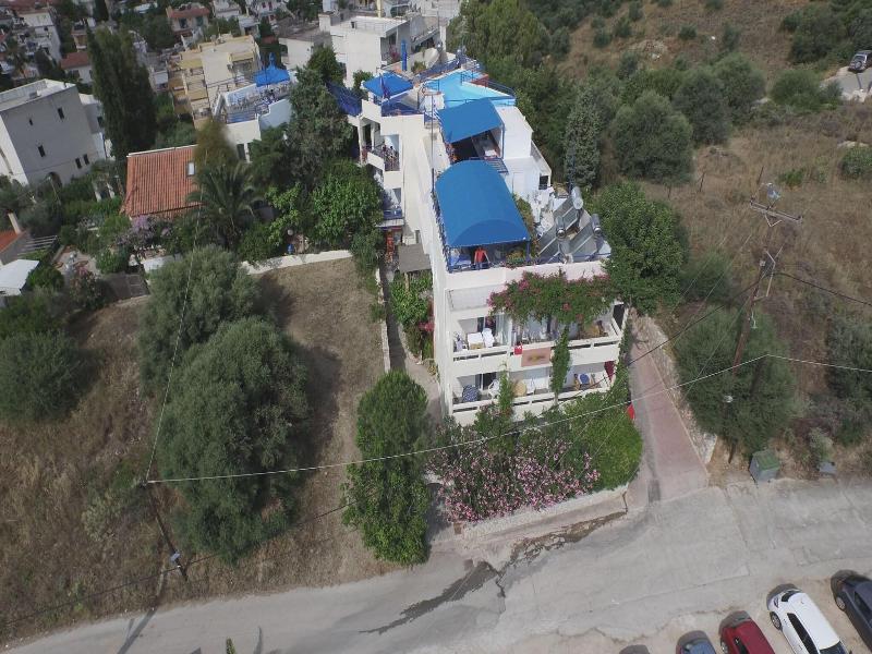 Heliotopos Apartments image