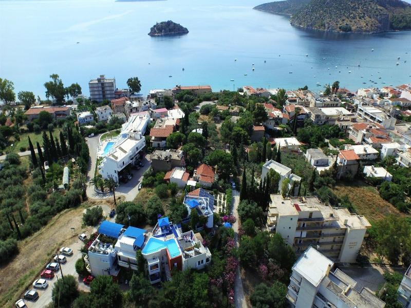 Heliotopos Apartments image