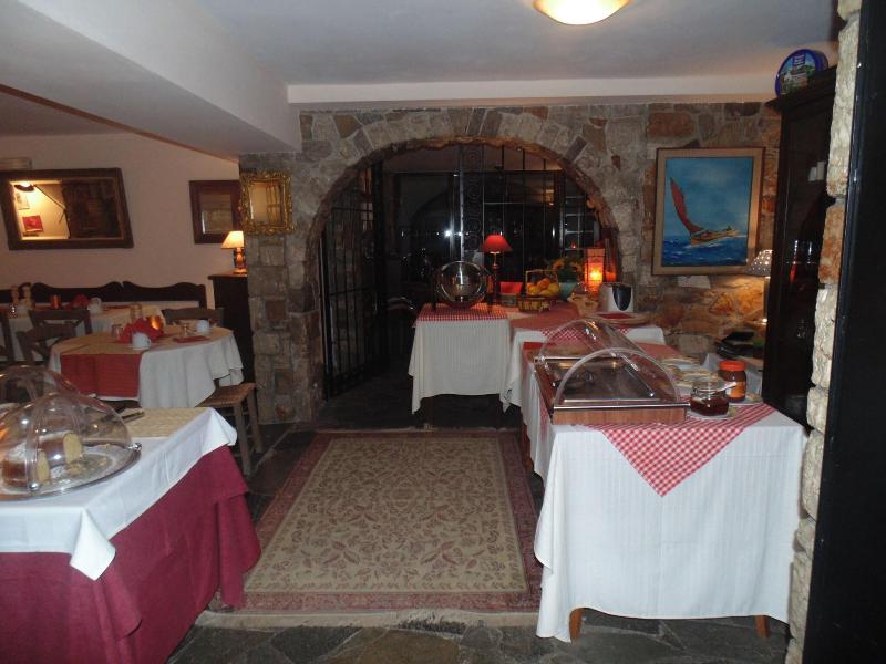 Heliotopos Apartments image