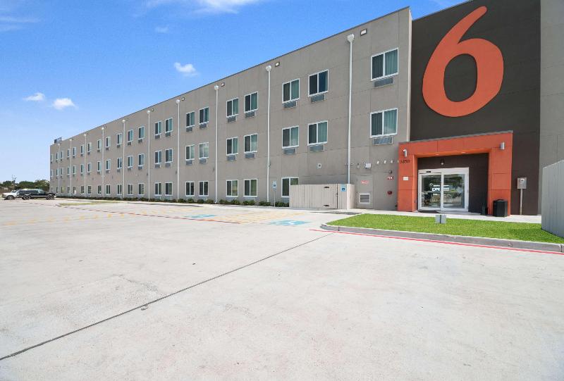 Studio 6 Corpus Christi, Tx  GA — general view