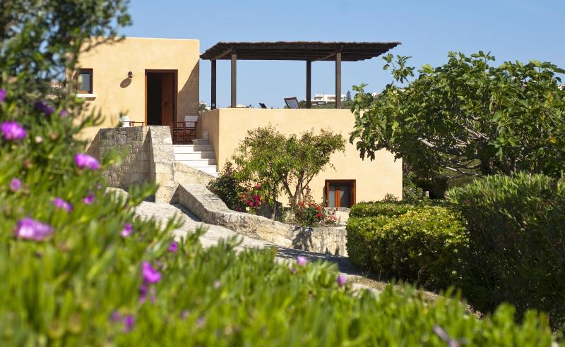 Scalani Hills Residences — general view