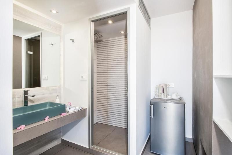Kavos Hotel image