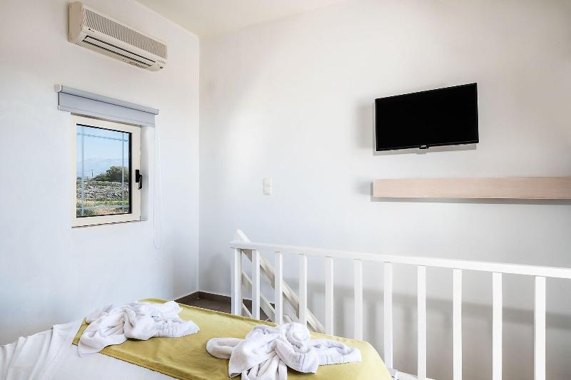 Kavos Hotel image