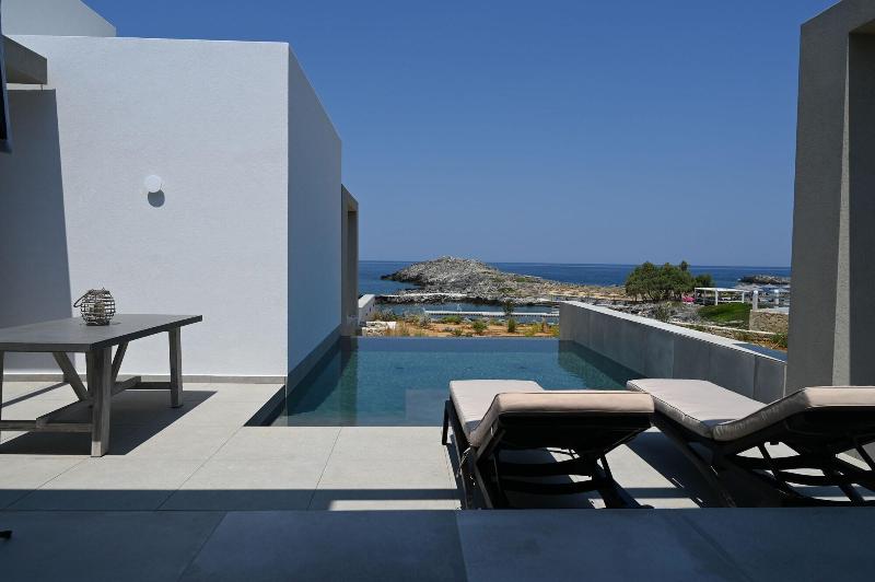 Kavos Hotel image