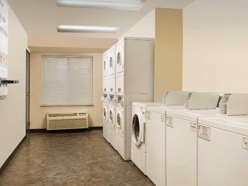 Woodspring Suites Omaha Bellevue image