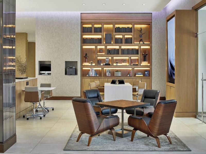 Ac Hotel By Marriott Atlanta Airport Gateway image