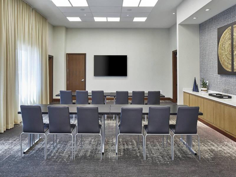 Ac Hotel By Marriott Atlanta Airport Gateway image