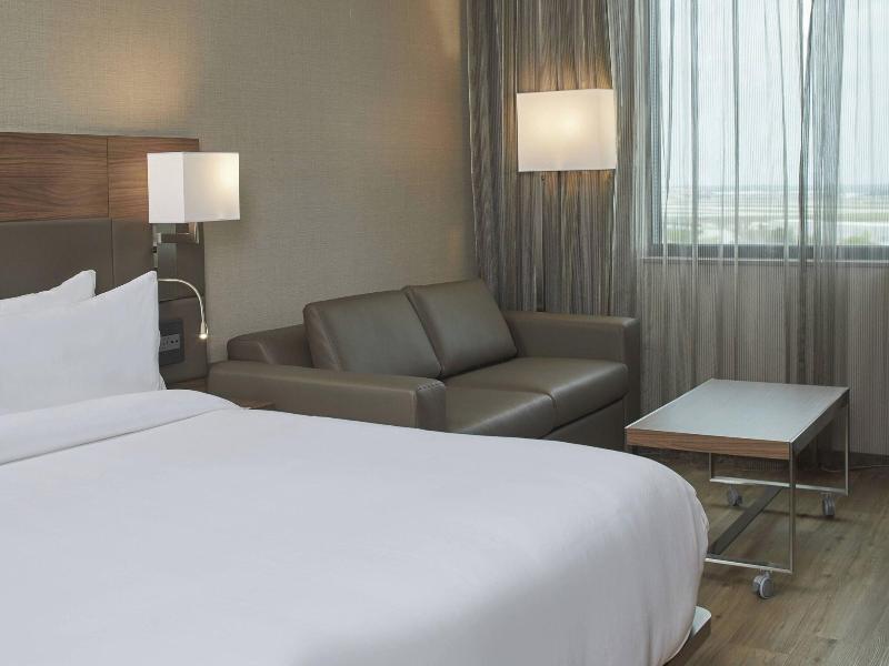 Ac Hotel By Marriott Atlanta Airport Gateway image