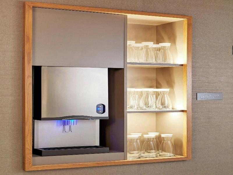 Ac Hotel By Marriott Sunnyvale Cupertino image