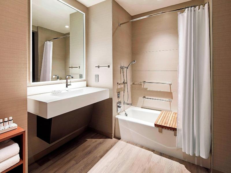 Ac Hotel By Marriott Sunnyvale Cupertino image