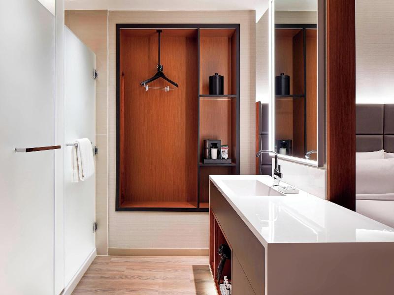 Ac Hotel By Marriott Sunnyvale Cupertino image