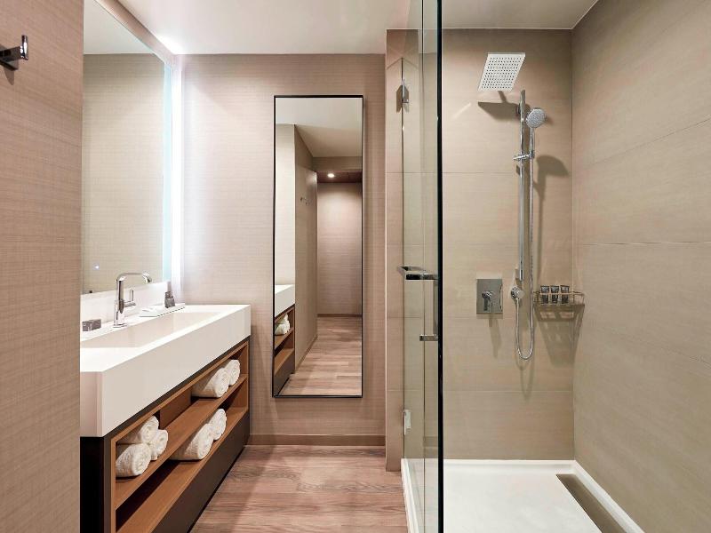 Ac Hotel By Marriott Sunnyvale Cupertino image