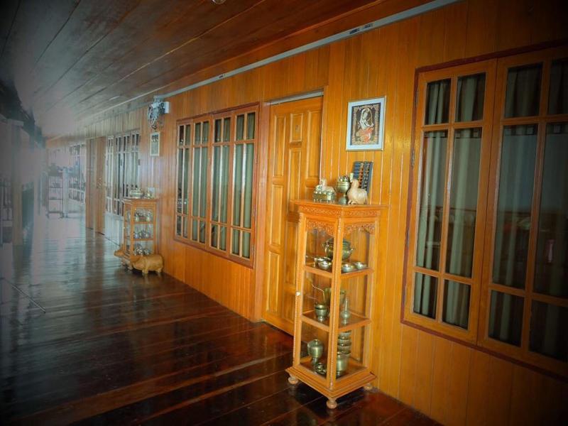 The History Cafe' & Guesthouse