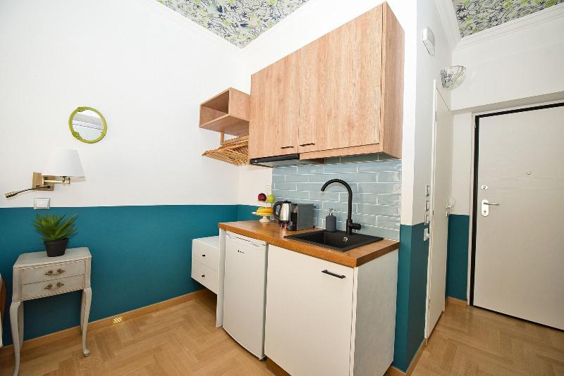 Rastoni Athens Suites Nearacropolis At Tsatsou Str image
