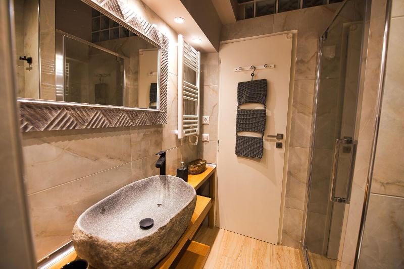 Rastoni Athens Suites Nearacropolis At Tsatsou Str image