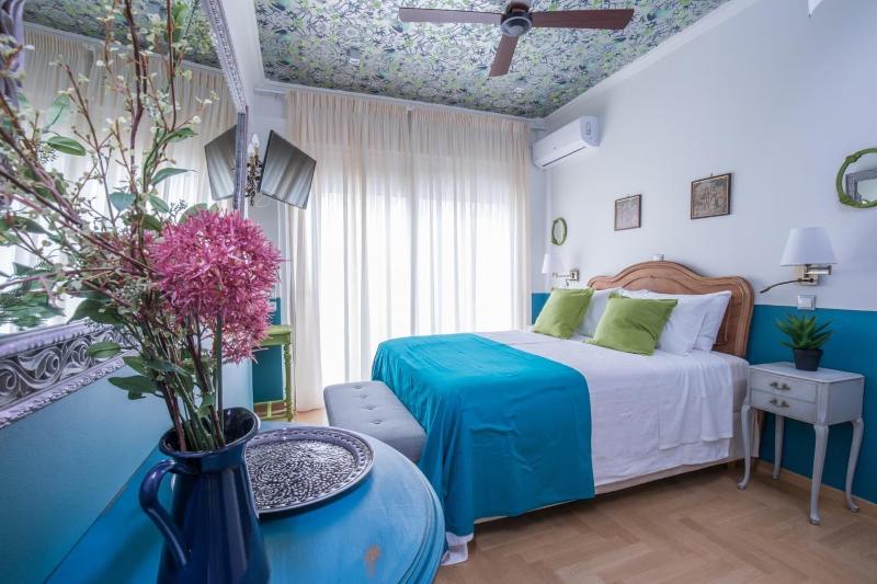 Rastoni Athens Suites Nearacropolis At Tsatsou Str image