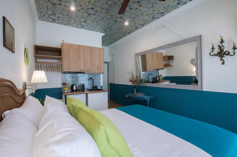 Rastoni Athens Suites Nearacropolis At Tsatsou Str image