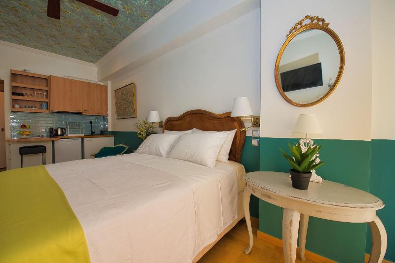 Rastoni Athens Suites Nearacropolis At Tsatsou Str image