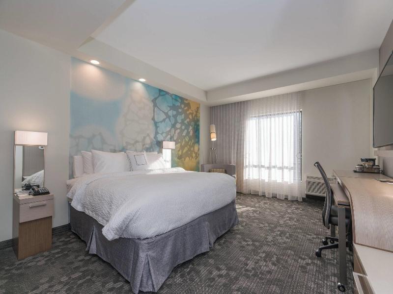 Courtyard By Marriott West Springfield image
