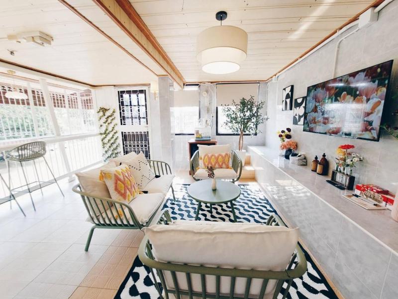 Green Riverside Homestay image