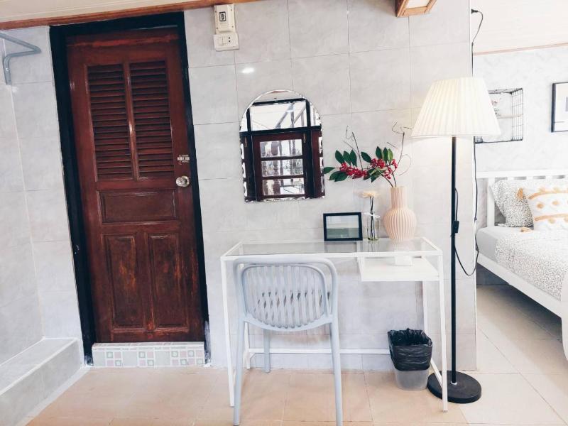 Green Riverside Homestay image