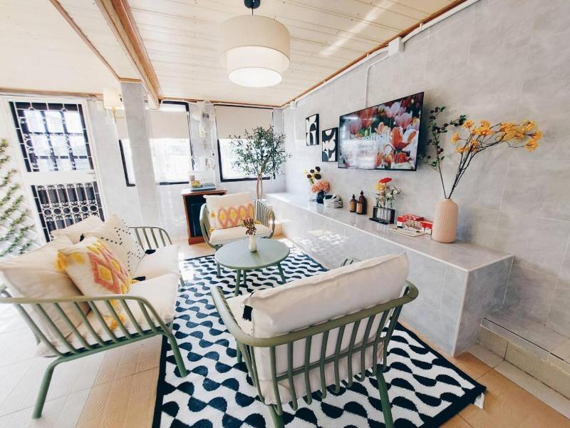 Green Riverside Homestay image