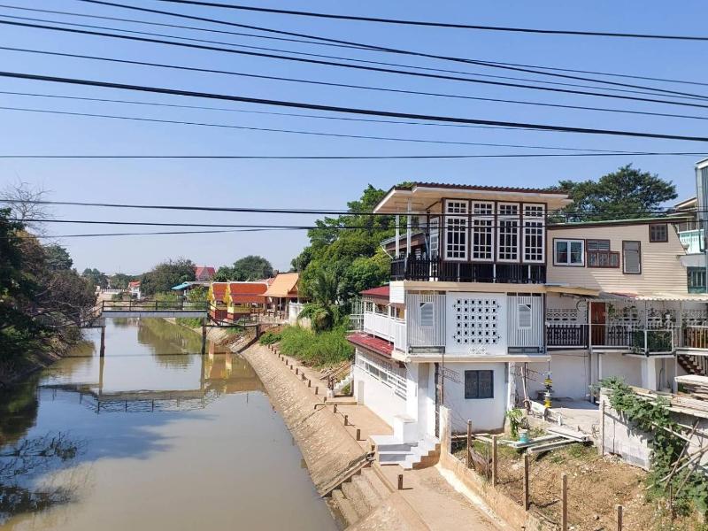 Green Riverside Homestay image
