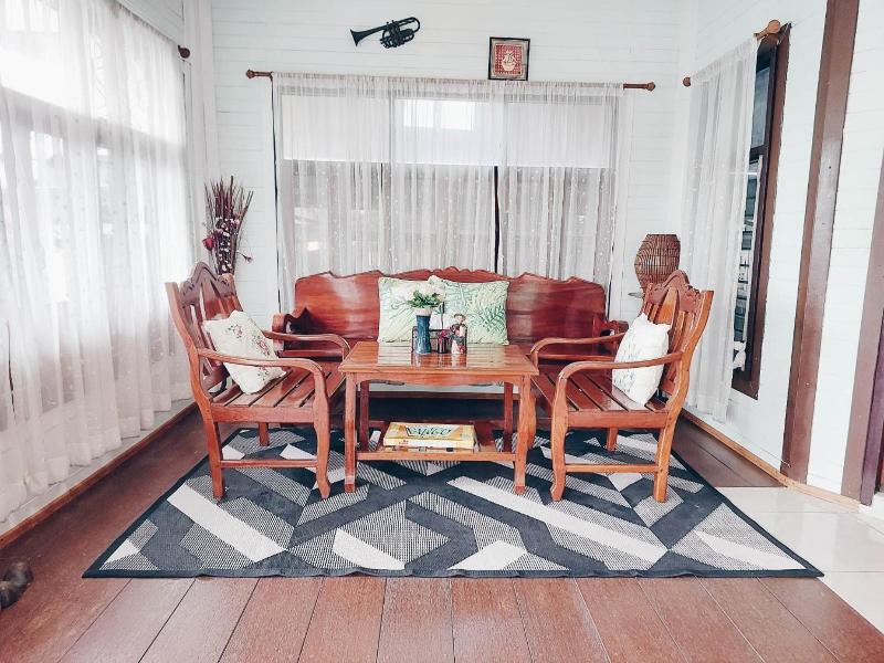 Green Riverside Homestay image