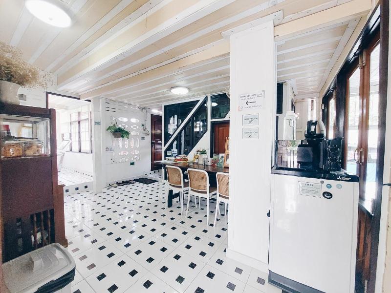 Green Riverside Homestay image