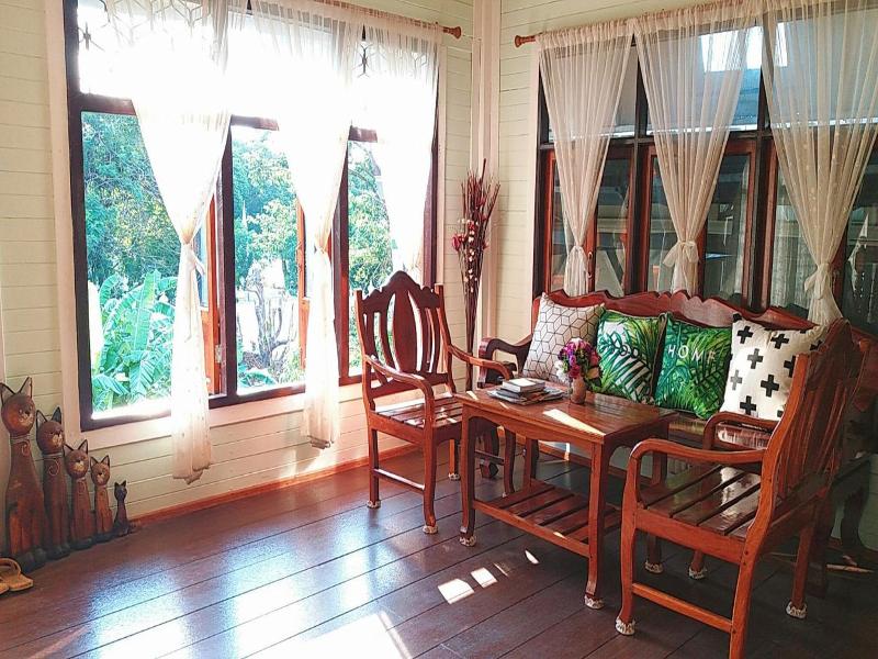 Green Riverside Homestay image